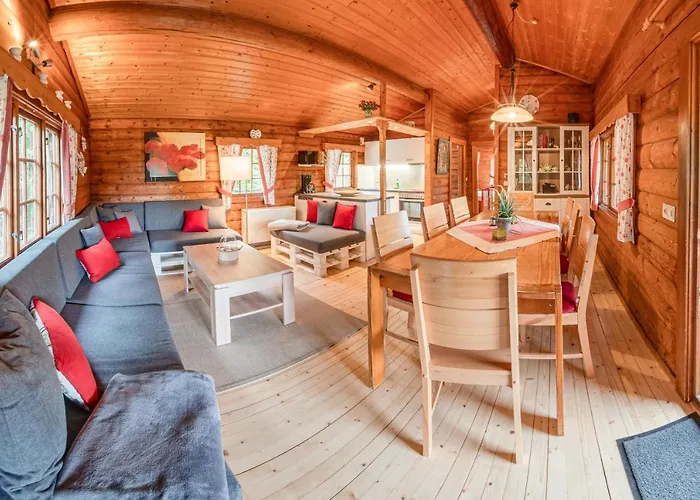 Gluehalm 度假居 *